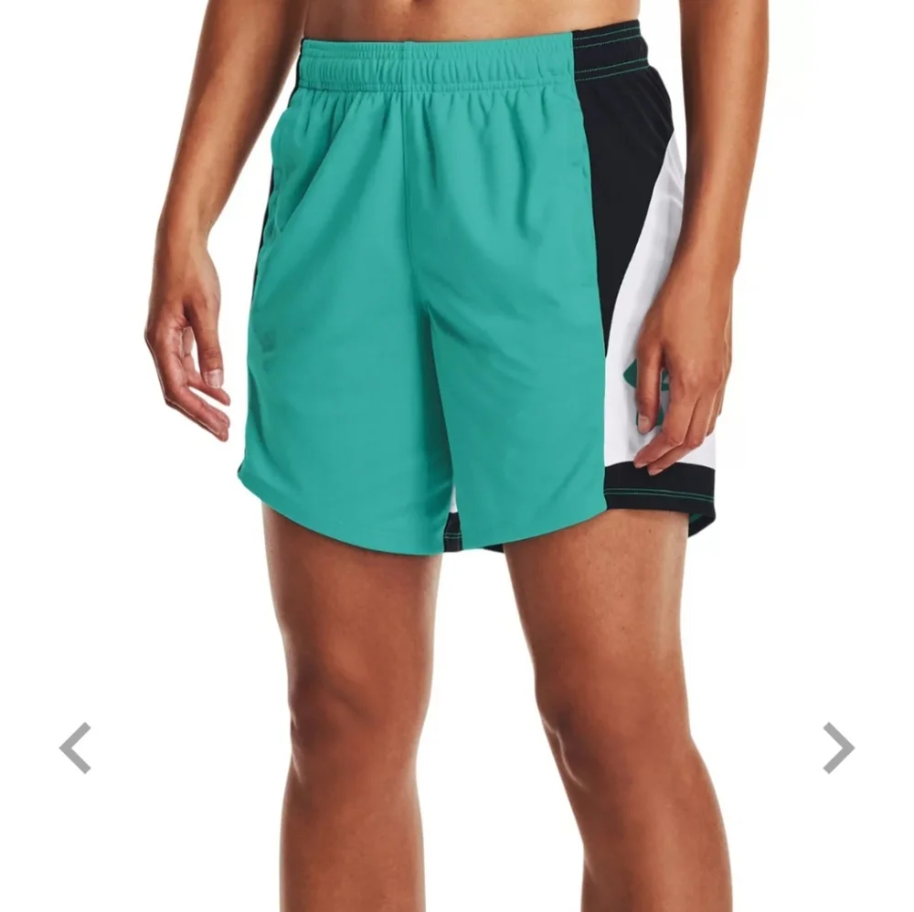 NWT UNDER ARMOUR WOMEN'S BASELINE 6